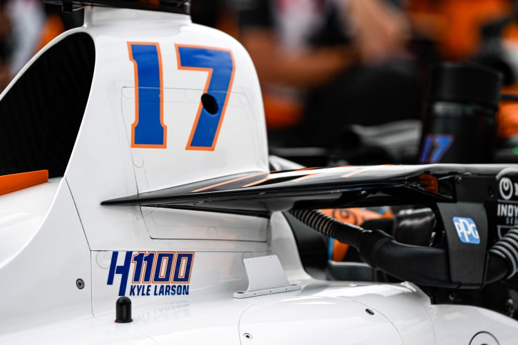 H1100%20IndyCar%20Close%20Up.png