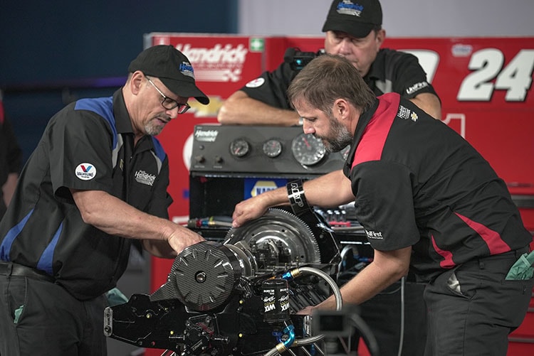 DenBleyker Moler 2022 Engine Builder Showdown.jpg