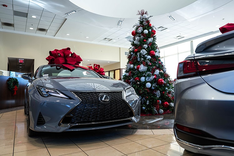 Lexus Red Bow Hendrick Cars.jpg