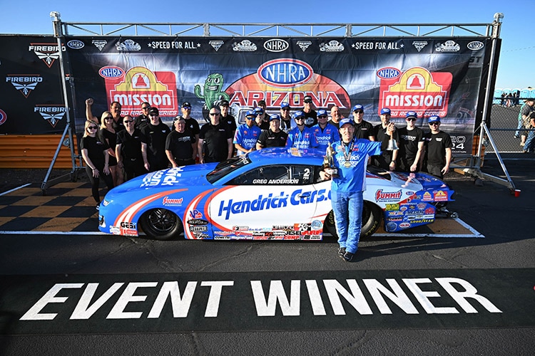 2024%20Greg%20Anderson%20Arizona%20Win%20Hendrick%20Cars%20team.jpg