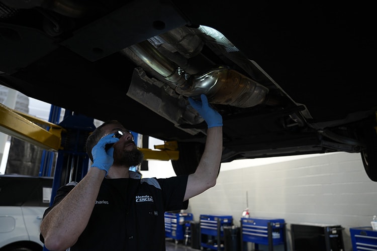 Under%20the%20Hood%20Hendrick%20Service%20Hendrick%20Cars.jpg