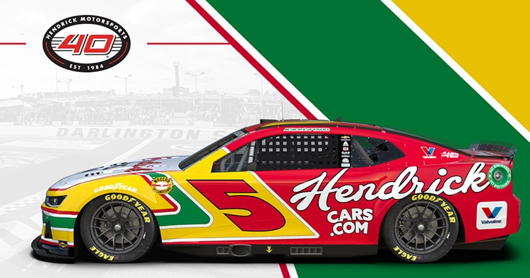 Kyle%20Larson%20Darlington%20hendrick%20Cars%20side.jpg