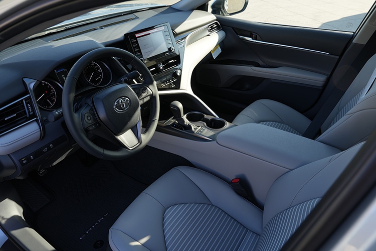 Toyota%20Camry%20Passenger%20Dash%20Hendrick%20Cars.jpg