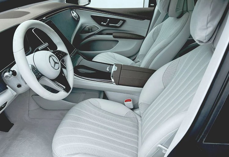 Mercedes EQS Sedan first row Hendrick Cars.jpg