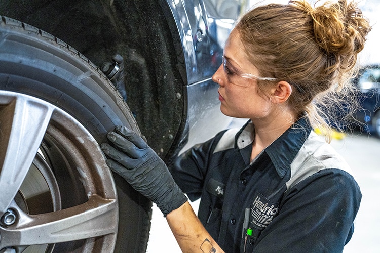 Hendrick%20Volvo%20Technician.jpg