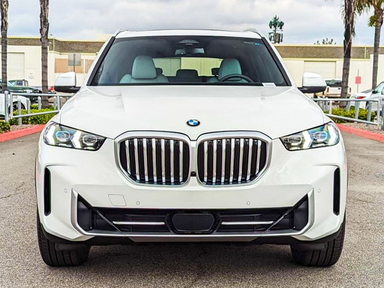 BMW%20X5%20front%20Hendrick%20Cars.jpg
