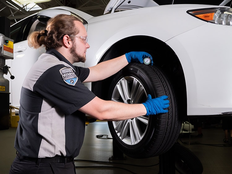 When%20to%20purchase%20new%20tires%20Hendrick%20Cars%204.jpg